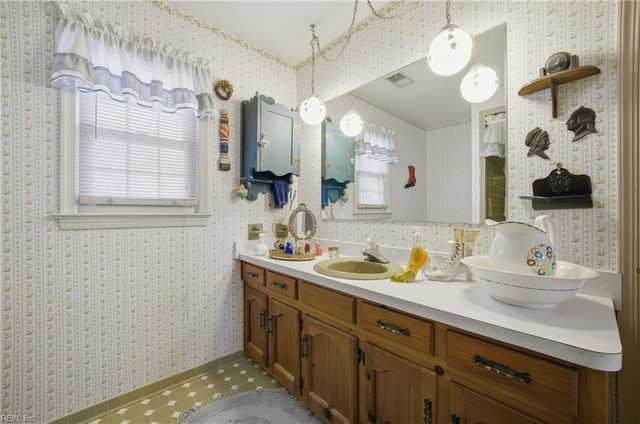 1328 Five Forks RD, Virginia Beach, VA 23455