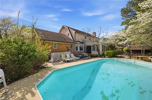 1328 Five Forks RD, Virginia Beach, VA 23455