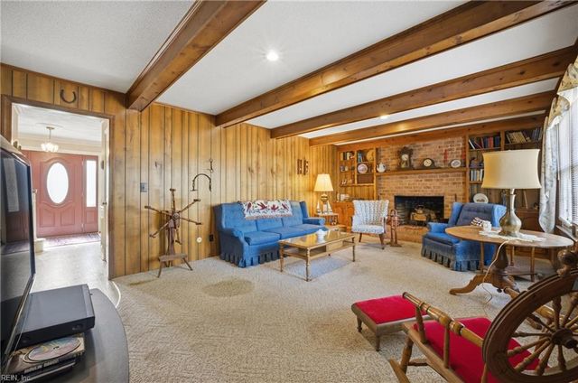 1328 Five Forks RD, Virginia Beach, VA 23455