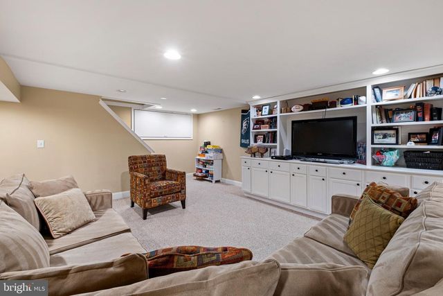 608 BERWICK RD, Wilmington, DE 19803