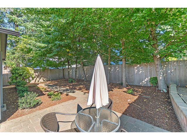 5029 Sw CORONADO St, Portland, OR 97219