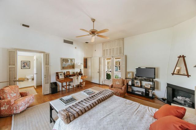 1050 N Cahuilla Road, Palm Springs, CA 92262