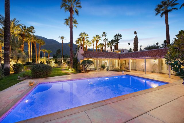 1050 N Cahuilla Road, Palm Springs, CA 92262