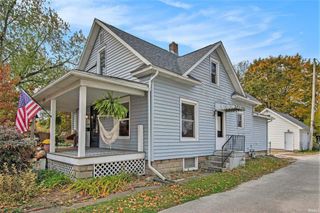 325 Dewey Avenue, Goshen, IN 46526