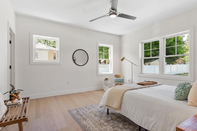 58 Neillian Street 58, Bedford, MA 01730