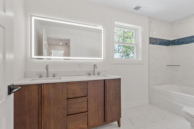 58 Neillian Street 58, Bedford, MA 01730