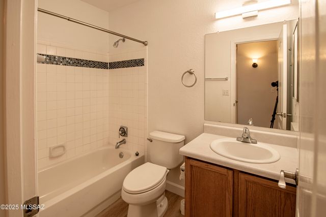 3710 W Sunbright Drive, Tucson, AZ 85742