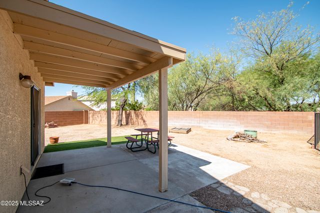 3710 W Sunbright Drive, Tucson, AZ 85742