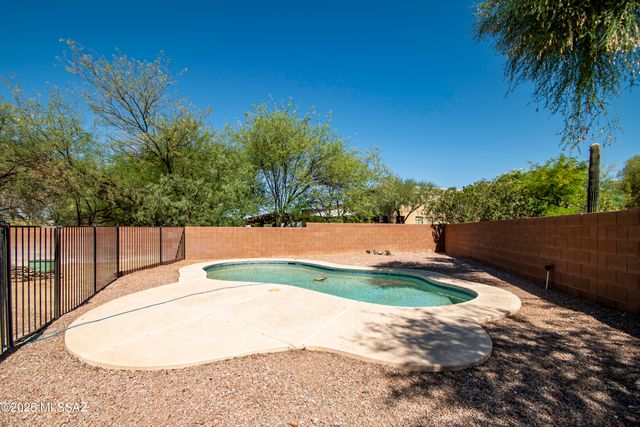 3710 W Sunbright Drive, Tucson, AZ 85742