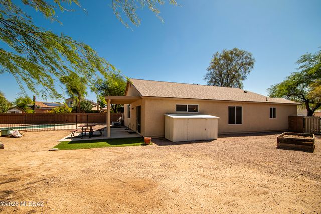 3710 W Sunbright Drive, Tucson, AZ 85742