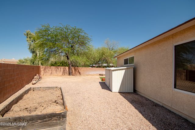 3710 W Sunbright Drive, Tucson, AZ 85742