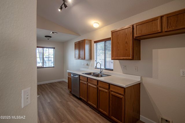 3710 W Sunbright Drive, Tucson, AZ 85742