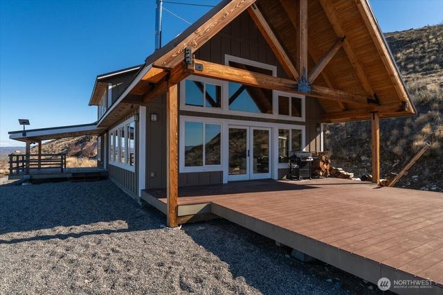 420 Plata Road, Brewster, WA 98812