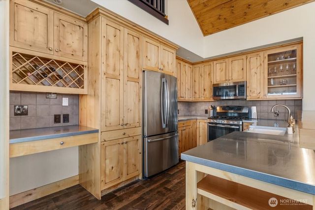 420 Plata Road, Brewster, WA 98812