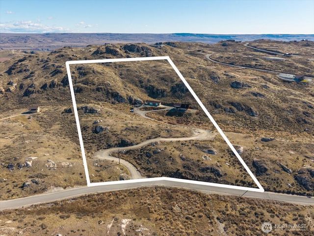 420 Plata Road, Brewster, WA 98812