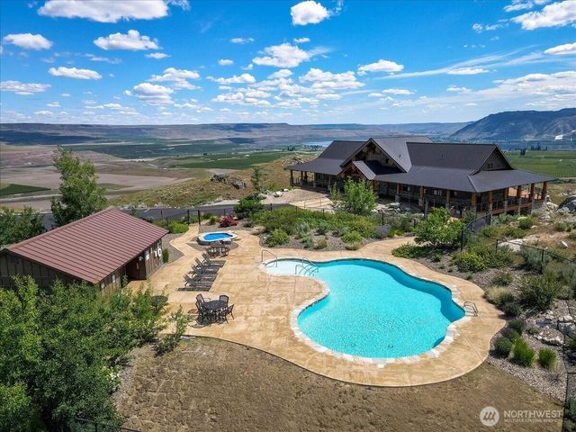 420 Plata Road, Brewster, WA 98812