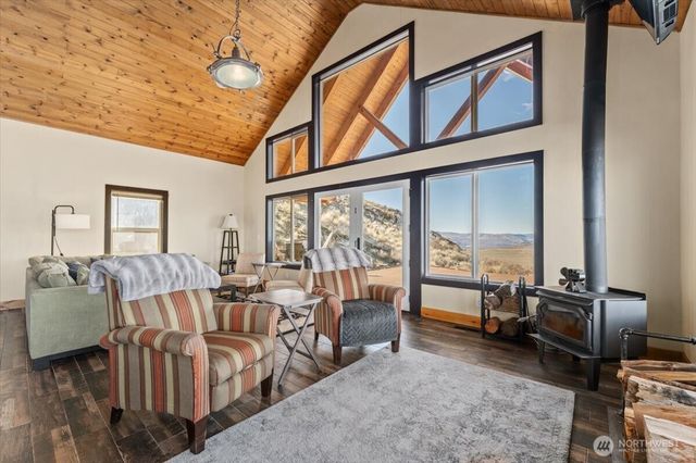 420 Plata Road, Brewster, WA 98812