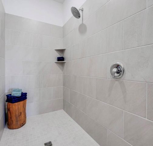 226 Draper Shadows Drive, Willis, TX 77378