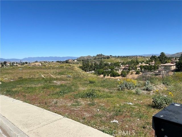 2035 Polo Ct., Riverside, CA 92506