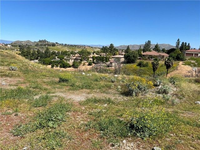 2035 Polo Ct., Riverside, CA 92506