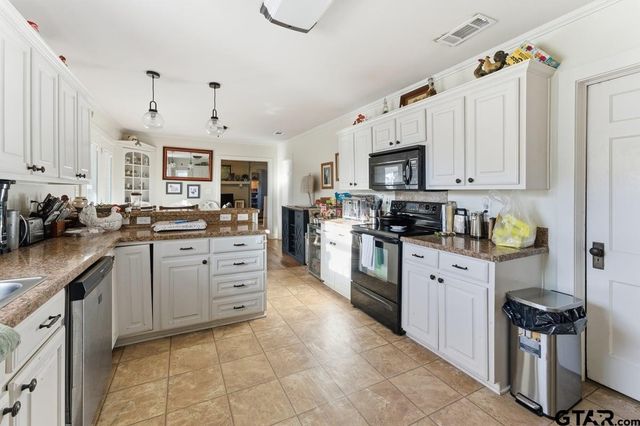 17597 CR 452, Lindale, TX 75771