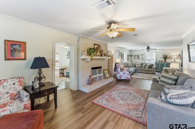 17597 CR 452, Lindale, TX 75771