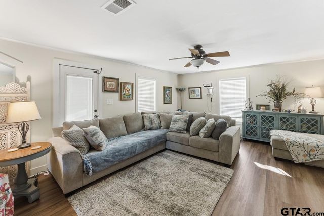 17597 CR 452, Lindale, TX 75771