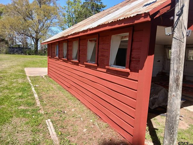 17597 CR 452, Lindale, TX 75771