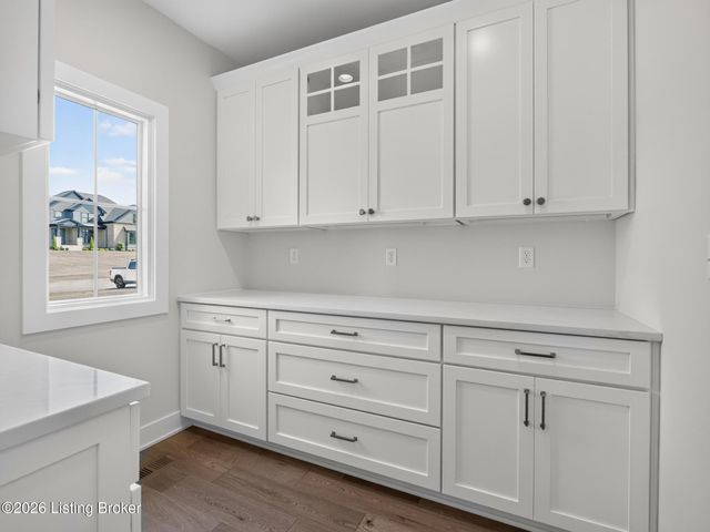 7208 Sunset Ln, Crestwood, KY 40014