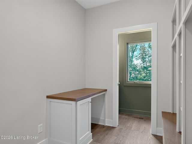 7208 Sunset Ln, Crestwood, KY 40014