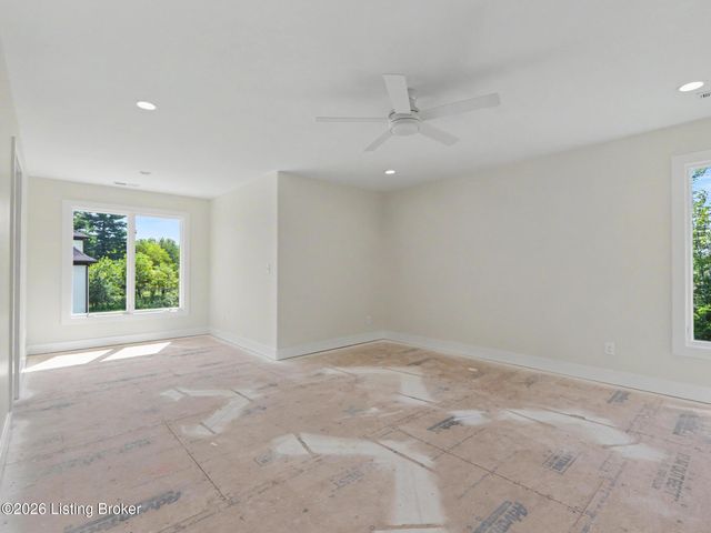 7208 Sunset Ln, Crestwood, KY 40014