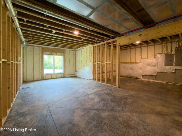 7208 Sunset Ln, Crestwood, KY 40014