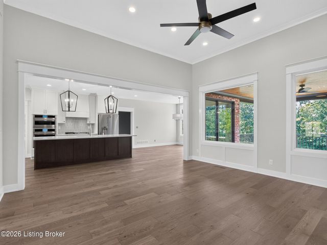 7208 Sunset Ln, Crestwood, KY 40014