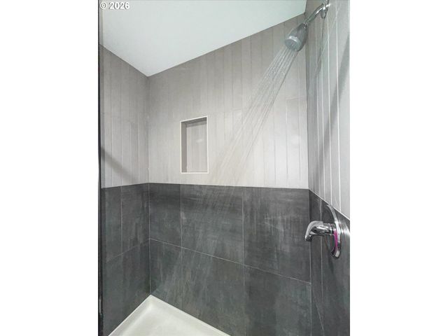 272 Nw MAWRCREST Ave, Gresham, OR 97030