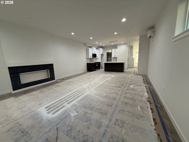 272 Nw MAWRCREST Ave, Gresham, OR 97030