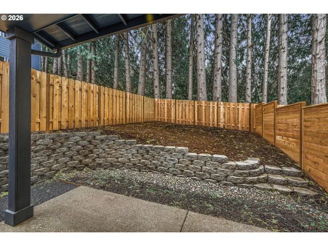 272 Nw MAWRCREST Ave, Gresham, OR 97030