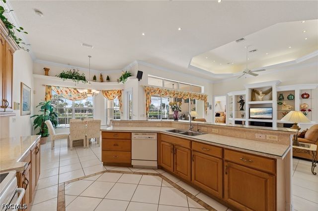 2008 Palaco Grande PKWY, Cape Coral, FL 33904
