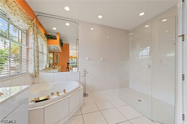 2008 Palaco Grande PKWY, Cape Coral, FL 33904