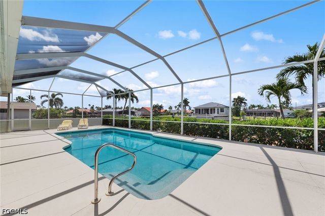 2008 Palaco Grande PKWY, Cape Coral, FL 33904