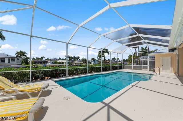 2008 Palaco Grande PKWY, Cape Coral, FL 33904