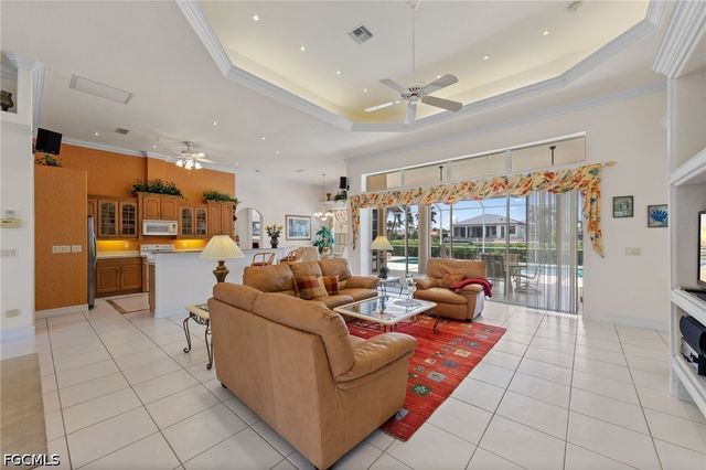 2008 Palaco Grande PKWY, Cape Coral, FL 33904