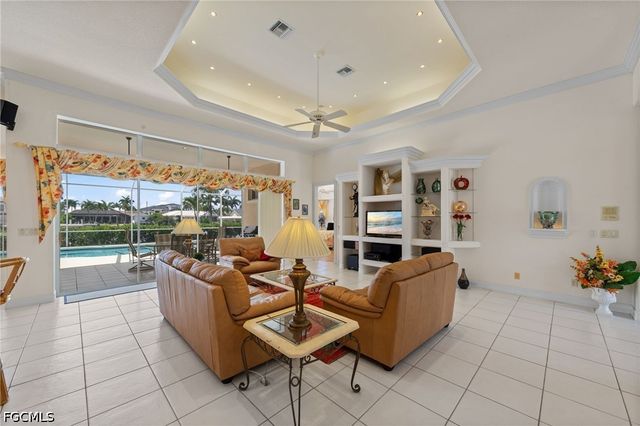 2008 Palaco Grande PKWY, Cape Coral, FL 33904