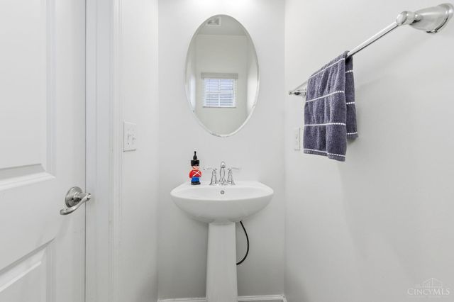 9457 Morris Drive, Harrison, OH 45030