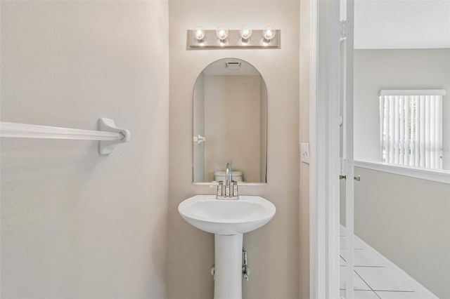 2237 LAKE WOODBERRY CIRCLE, Brandon, FL 33510