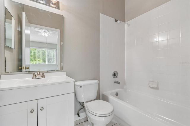 2237 LAKE WOODBERRY CIRCLE, Brandon, FL 33510