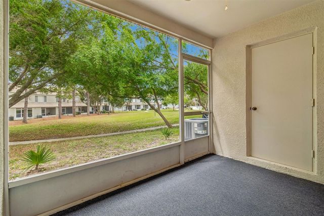 2237 LAKE WOODBERRY CIRCLE, Brandon, FL 33510