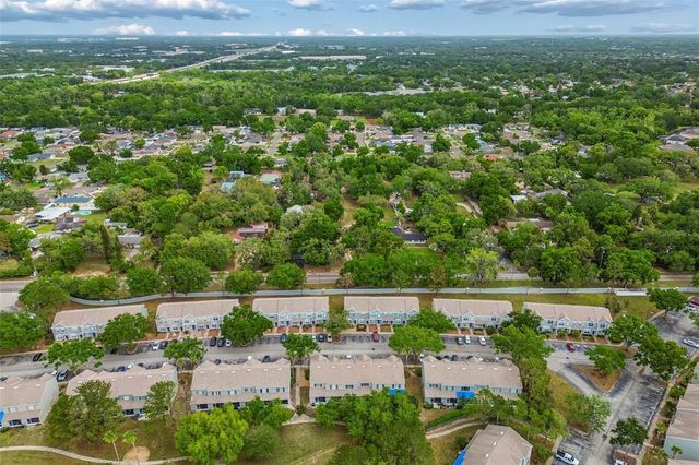 2237 LAKE WOODBERRY CIRCLE, Brandon, FL 33510