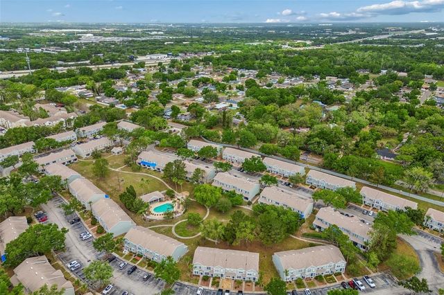 2237 LAKE WOODBERRY CIRCLE, Brandon, FL 33510