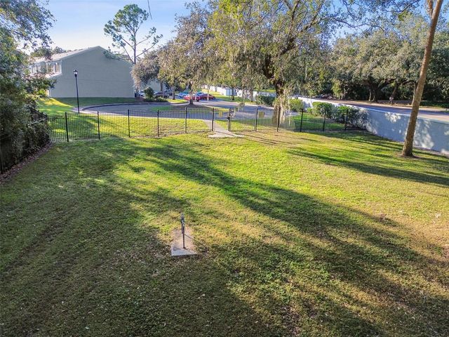 2237 LAKE WOODBERRY CIRCLE, Brandon, FL 33510