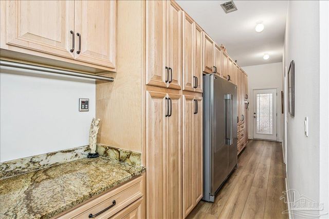 6281 Calle De Hidalgo, Navarre, FL 32566